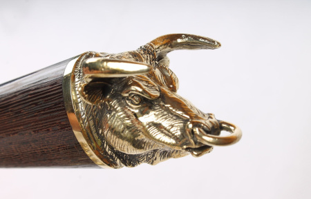 Набор шампуров с декоративным литьем и дер. ручкой "Быки" (6 шт)